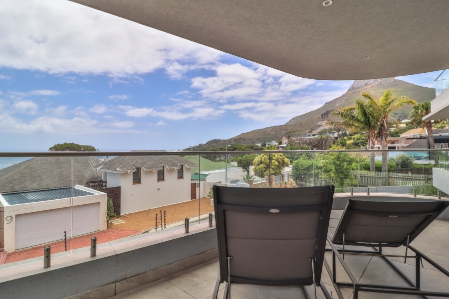 To Let 4 Bedroom Property for Rent in Camps Bay Western Cape